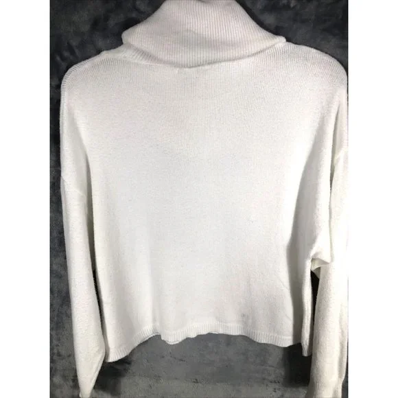 Warm And Cozy Lifestyle Sweater Woman's Adult Medium - Picture 11 of 15